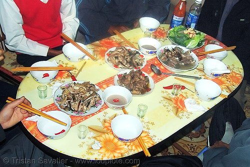dog meat dinner - dinner time! - thịt ch&oacute; - vietnam