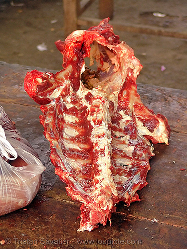beef backbone on the market - vietnam, beef, carcass, meat market, meat shop, quản bạ, raw meat, red, spine, tám sơn