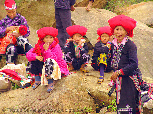 red dao tribe women and children - vietnam, asian woman, asian women, children, childs, colorful, dzao tribe, girls, headdress, hill tribes, indigenous, kids, red dao tribe, red zao tribe, sitting, yao tribe